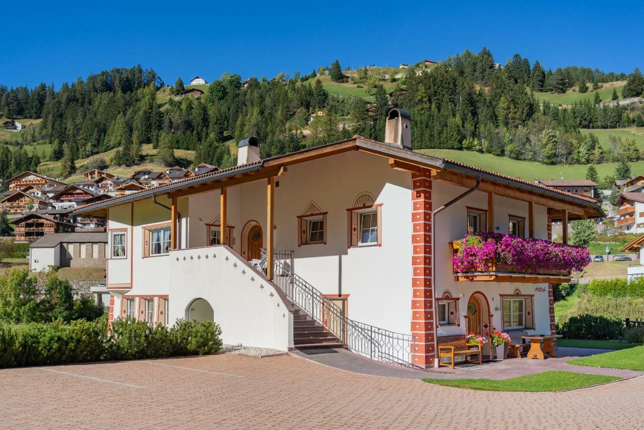 Апартаменты Artitsch Santa Cristina Val Gardena Экстерьер фото